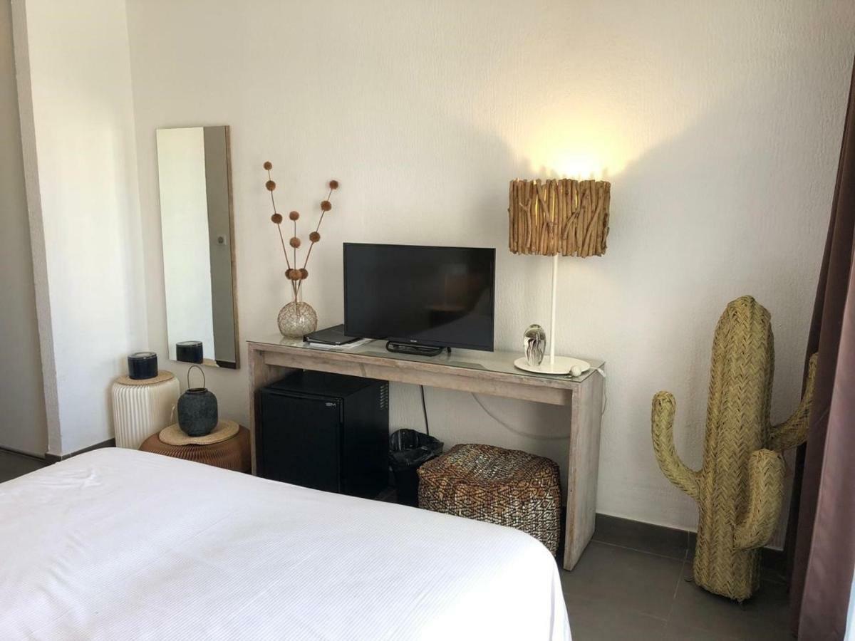 Bwa Chik Hotel & Golf Сен Франсоа Екстериор снимка
